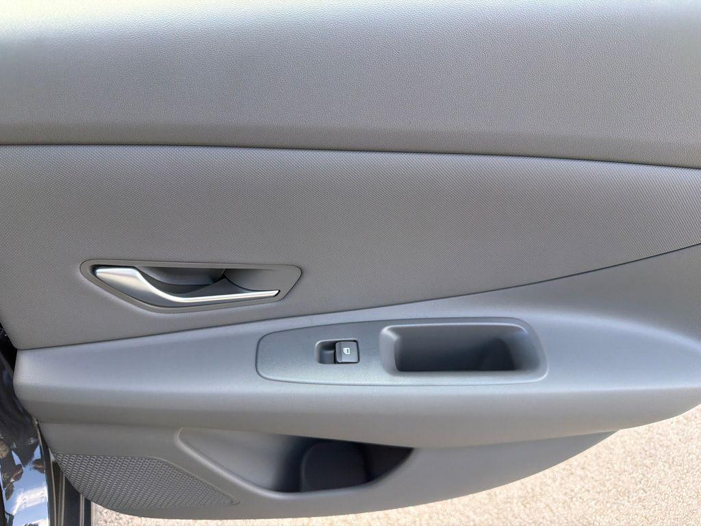 New 2026 Gray HYUNDAI SEL Sport image 17