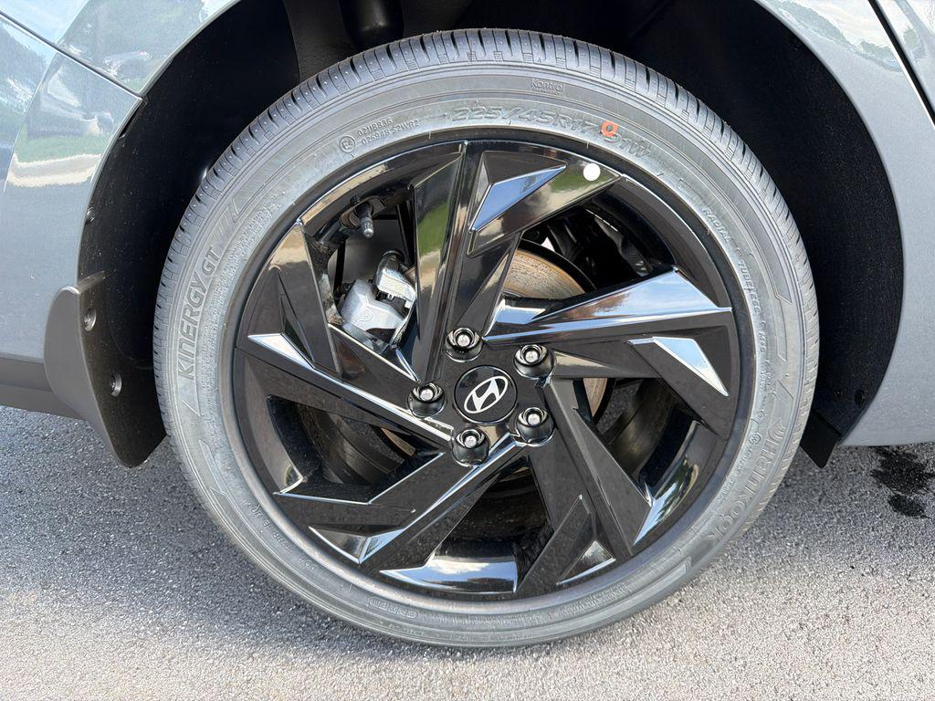 New 2026 Gray HYUNDAI SEL Sport image 18