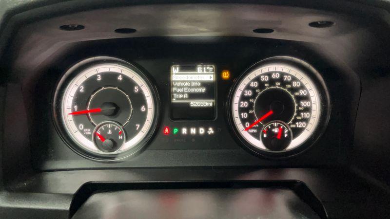 2017 Ram 1500 Express Quad Cab 4x4 6'4" Box