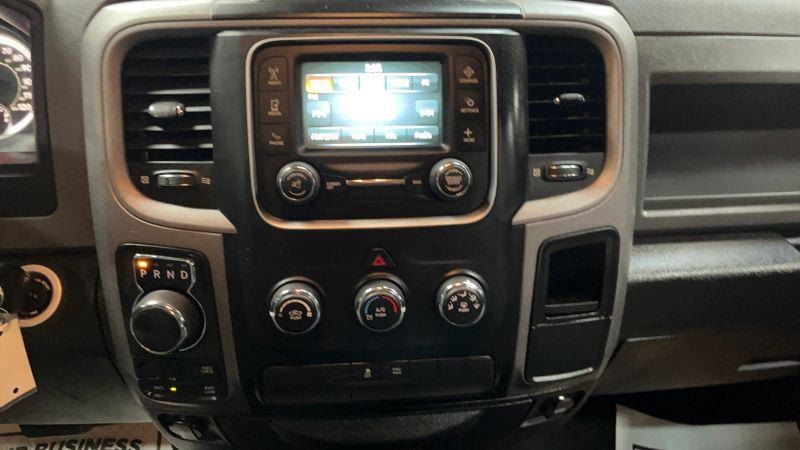 2017 Ram 1500 Express Quad Cab 4x4 6'4" Box