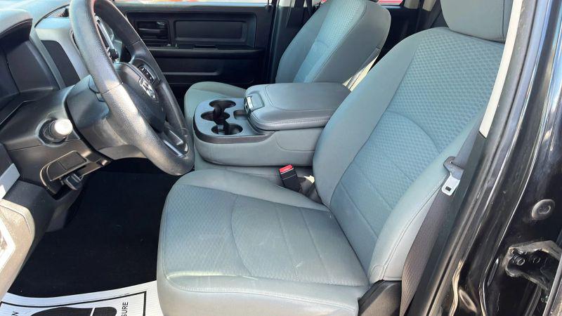 2017 Ram 1500 Express Quad Cab 4x4 6'4" Box