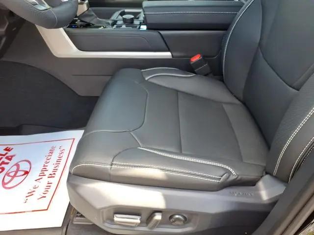2026 Toyota Tundra Limited CrewMax 5.5' Bed