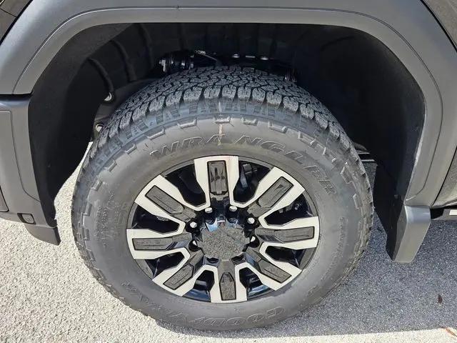 2026 GMC Sierra 3500HD Crew Cab, Long Bed, Denali Ultimate, 4WD
