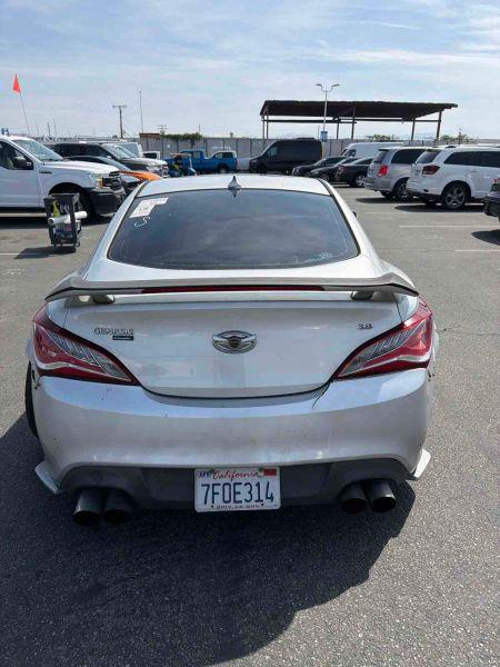 2013 Hyundai Genesis Coupe 3.8 Track
