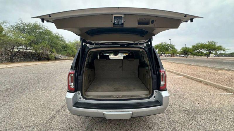 2019 GMC Yukon XL SLT