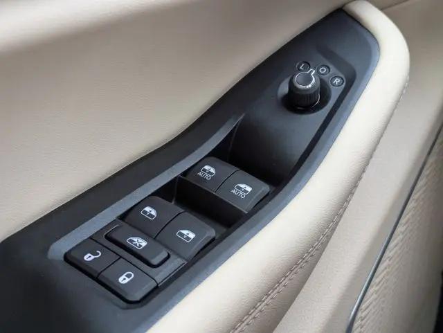 2026 Jeep Grand Cherokee L Limited 4x2
