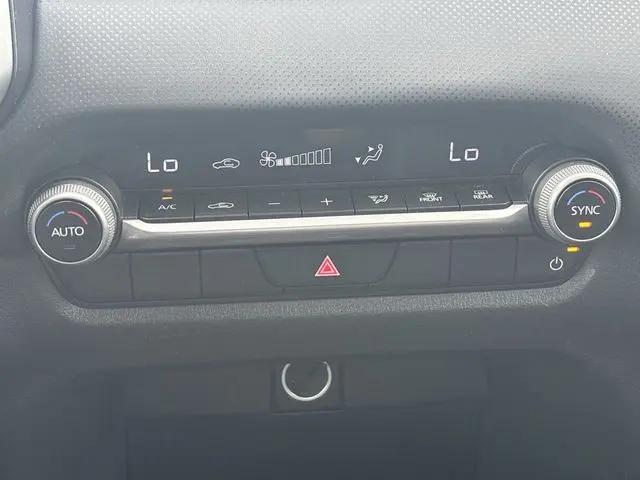 2025 Mazda CX-50 2.5 S Select Package