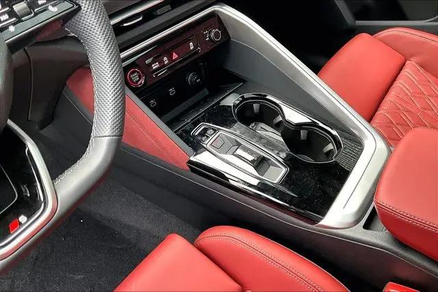 2026 Audi SQ5 Premium Plus TFSI quattro S tronic
