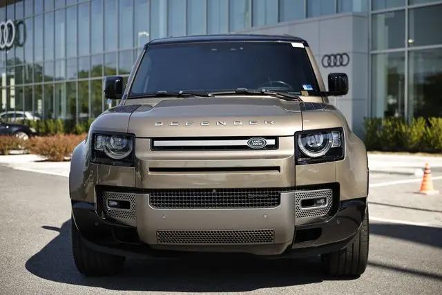 2023 Land Rover Defender 110 X-Dynamic SE
