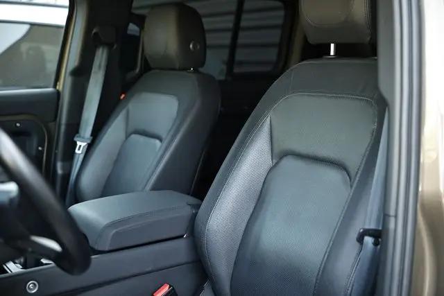 2023 Land Rover Defender 110 X-Dynamic SE