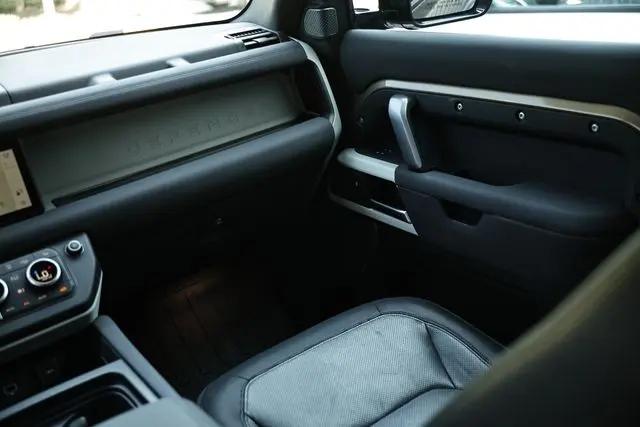 2023 Land Rover Defender 110 X-Dynamic SE