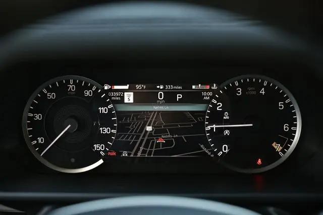 2023 Land Rover Defender 110 X-Dynamic SE