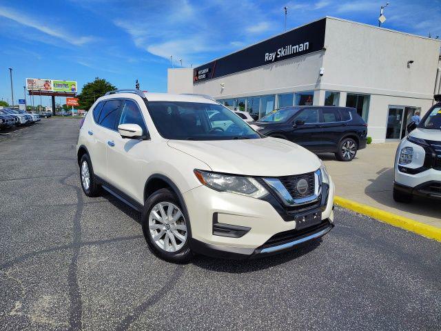 2018 Nissan Rogue SV for sale in Indianapolis, IN