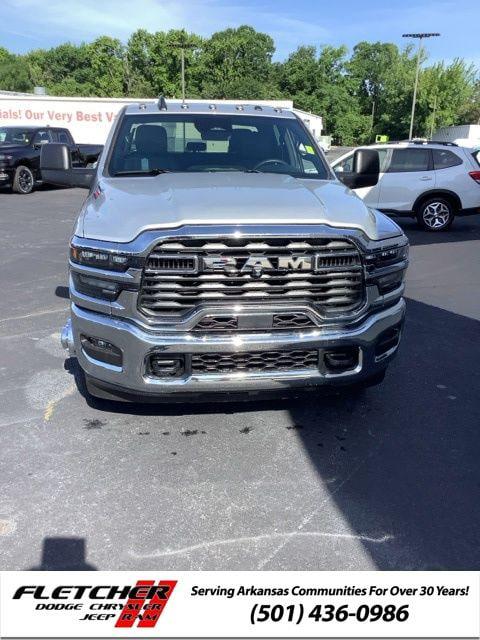 2026 Ram 3500 Tradesman Crew Cab 4x2 8' Box