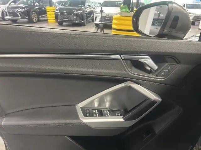 2020 Audi Q3 Premium 45 TFSI quattro Tiptronic