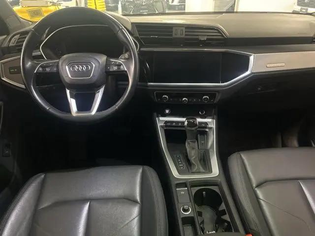 2020 Audi Q3 Premium 45 TFSI quattro Tiptronic