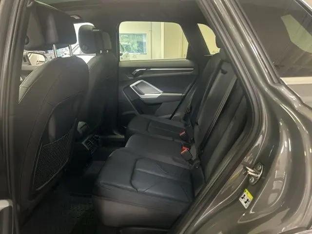 2020 Audi Q3 Premium 45 TFSI quattro Tiptronic