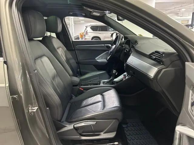 2020 Audi Q3 Premium 45 TFSI quattro Tiptronic