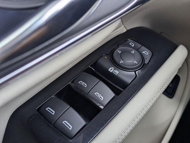 2023 Cadillac CT4 Luxury