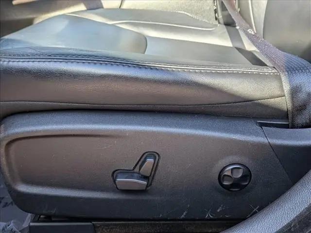 2014 Chrysler 300 Base