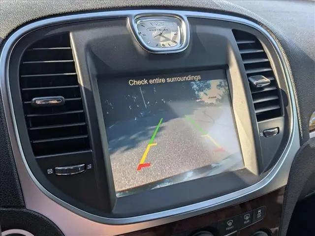 2014 Chrysler 300 Base