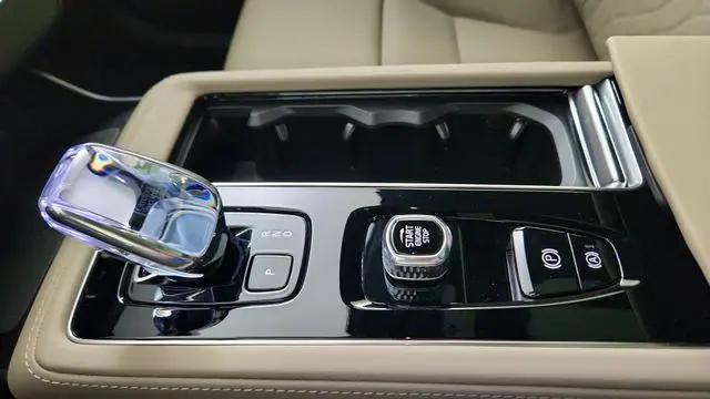 2026 Volvo XC90 Plug-In Hybrid Plus, T8 AWD, Electric/Gasoline, Bright, 7 Seats
