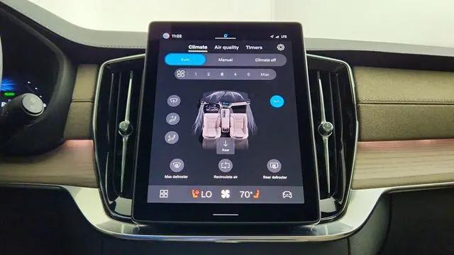 2026 Volvo XC90 Plug-In Hybrid Plus, T8 AWD, Electric/Gasoline, Bright, 7 Seats