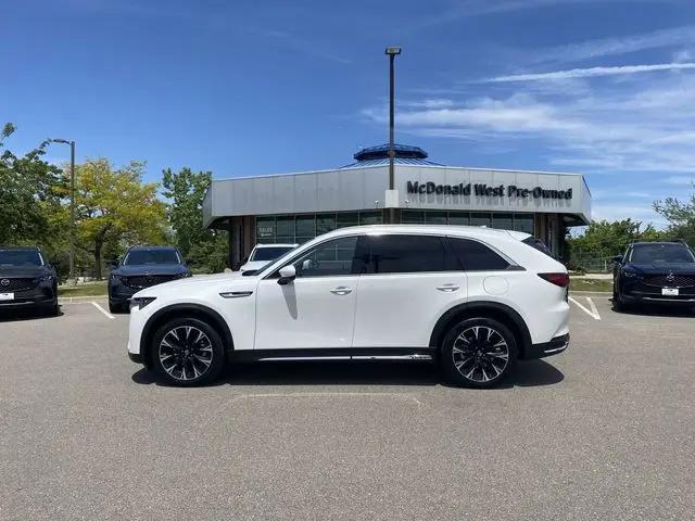 2024 Mazda X-90 Premium