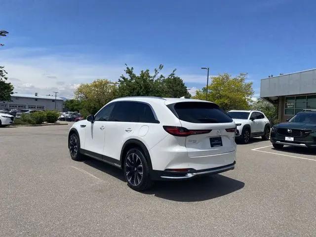 2024 Mazda X-90 Premium