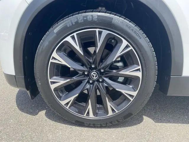 2024 Mazda X-90 Premium