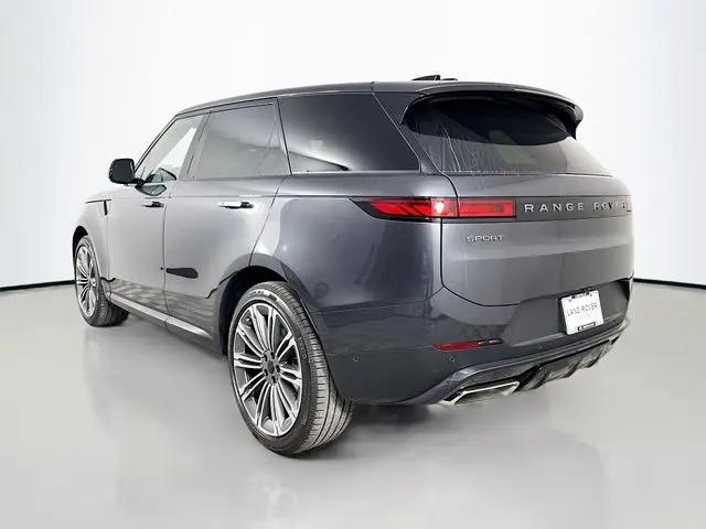 2026 Land Rover Range Rover Sport P360 SE