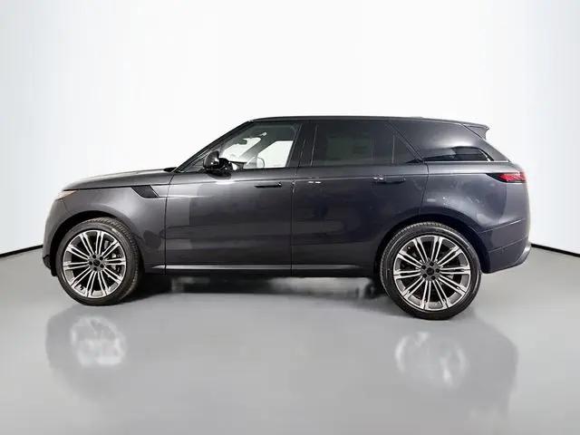 2026 Land Rover Range Rover Sport P360 SE