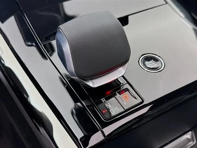 2026 Land Rover Range Rover Sport P360 SE