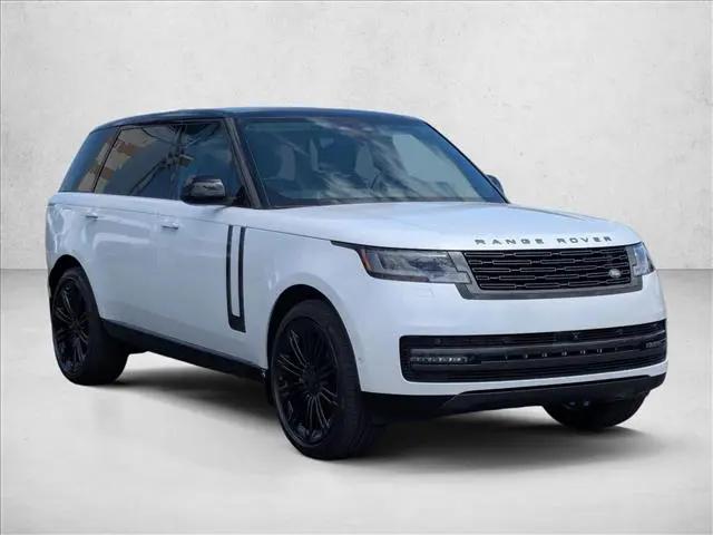 2026 Land Rover Range Rover P400 SE 7 Seat