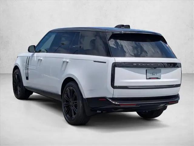 2026 Land Rover Range Rover P400 SE 7 Seat