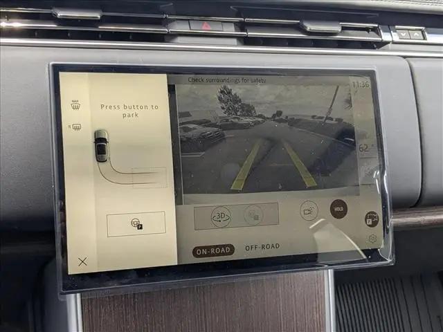 2026 Land Rover Range Rover P400 SE 7 Seat