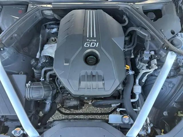 2020 Genesis G70 2.0T RWD