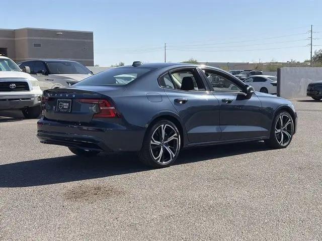 2025 Volvo S60 B5 Core