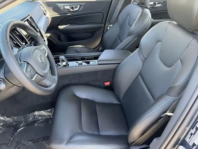 2025 Volvo S60 B5 Core