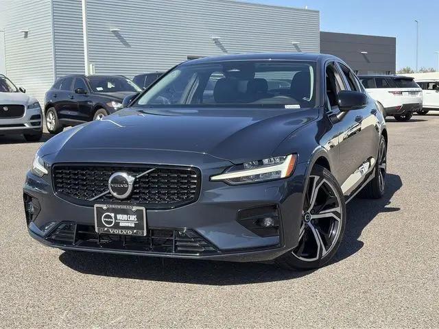 2025 Volvo S60 B5 Core