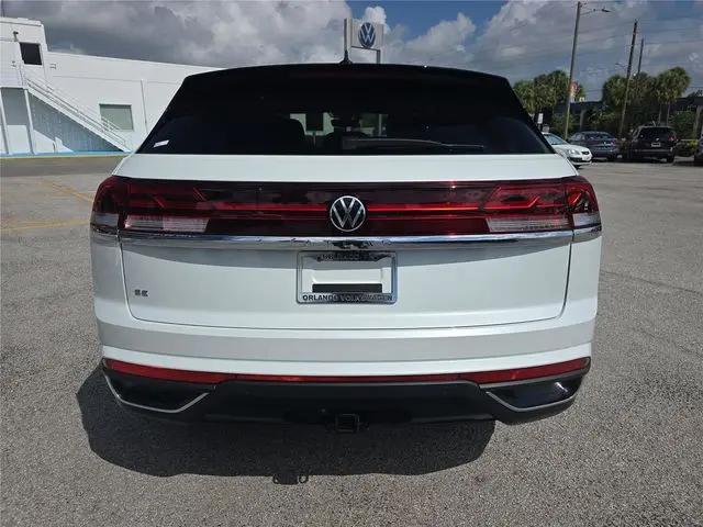 2026 Volkswagen Atlas Cross Sport SE with Technology
