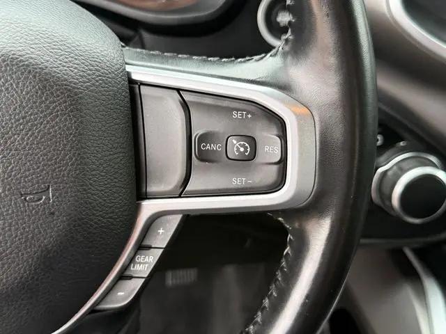2021 Ram 1500 Big Horn Crew Cab 4x4 6'4" Box