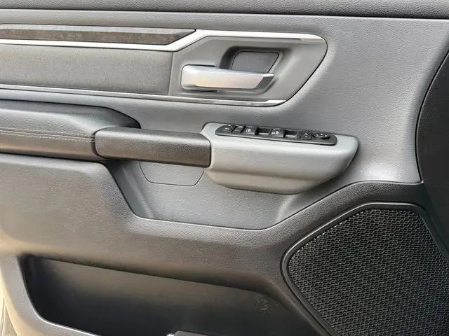 2021 Ram 1500 Big Horn Crew Cab 4x4 6'4" Box