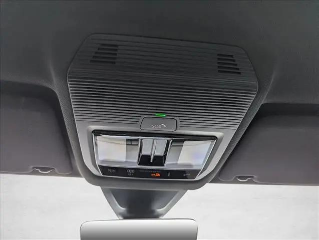 2026 Volkswagen Atlas Cross Sport SEL R-Line Black