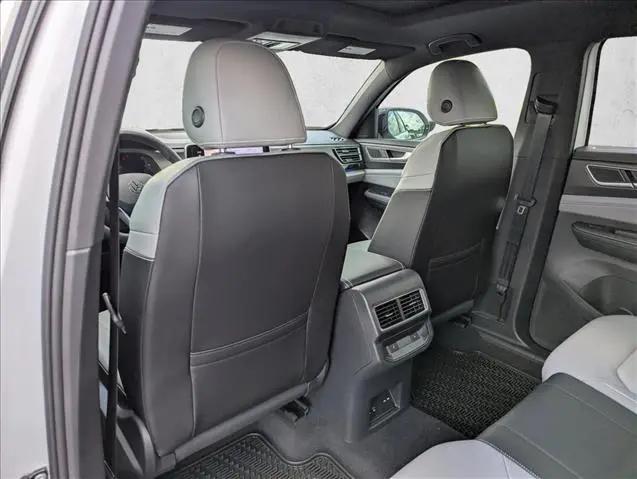 2026 Volkswagen Atlas Cross Sport SEL R-Line Black