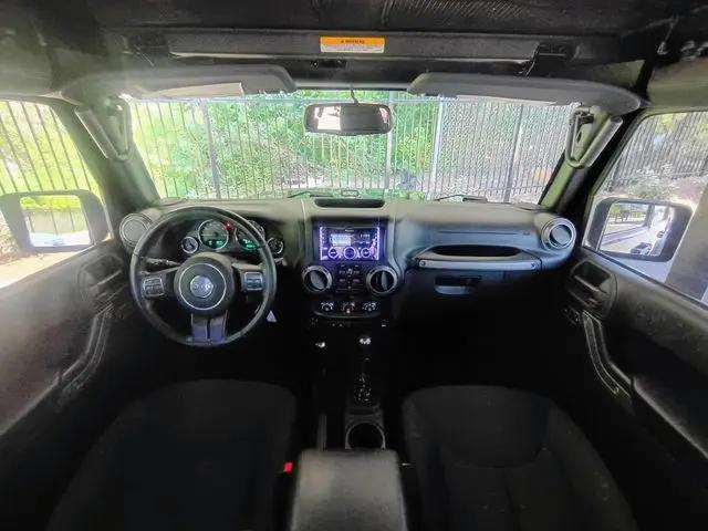 2015 Jeep Wrangler Unlimited Sport