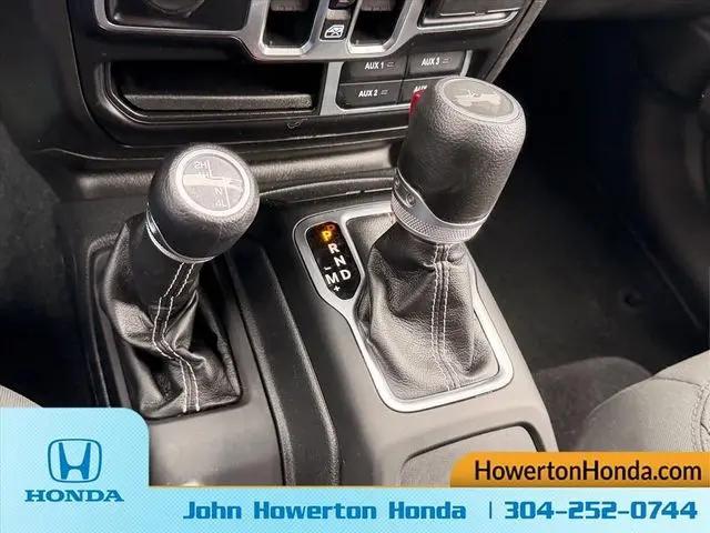 2023 Jeep Wrangler 4-Door Sahara 4x4