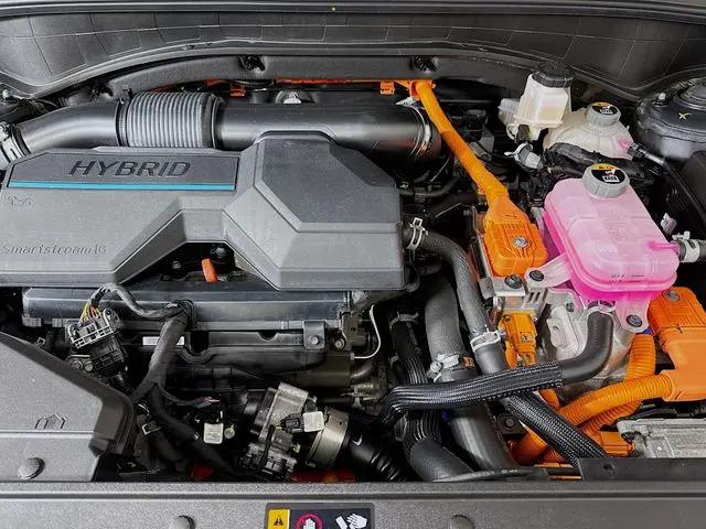 2023 Hyundai Santa Fe Hybrid SEL Premium