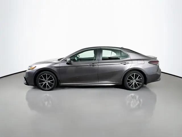 2023 Toyota Camry SE AWD
