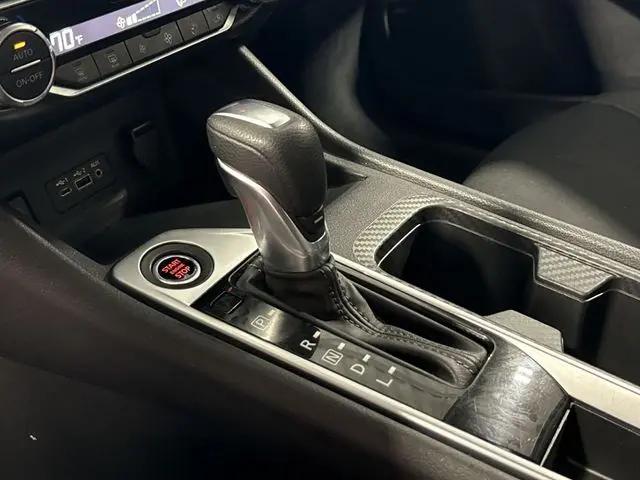 2024 Nissan Sentra SV Xtronic CVT